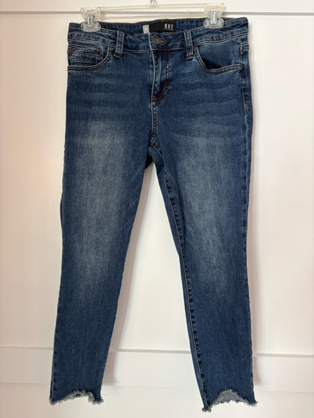 Kut from the Kloth Dark Blue Skinny Jeans with Raw Hem style Connie in size 8